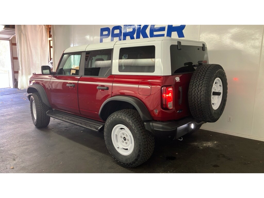 2025 Ford Bronco Heritage First Edition photo 3