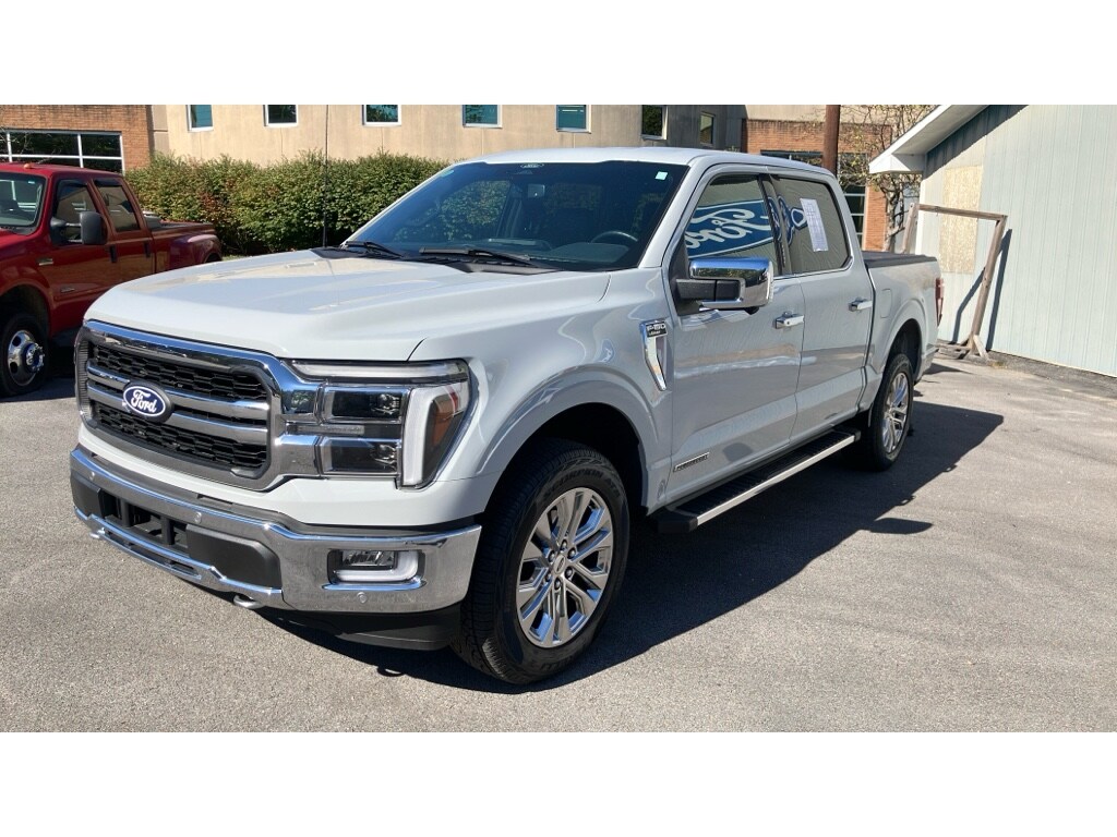 2024 Ford F-150 Lariat photo 3