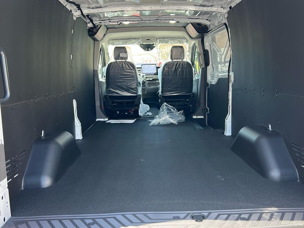 2025 Ford Transit Van Base - Photo 18