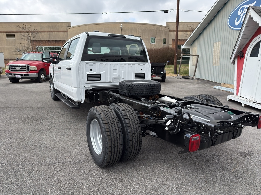 New 2026 Ford F-350 XL Crew Cab