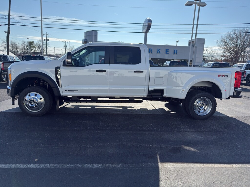New 2026 Ford F-450 XL Crew Cab