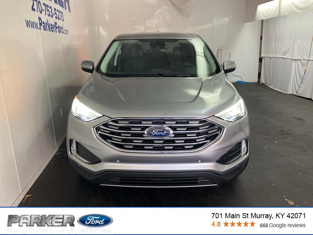 2024 Ford Edge Titanium's photo