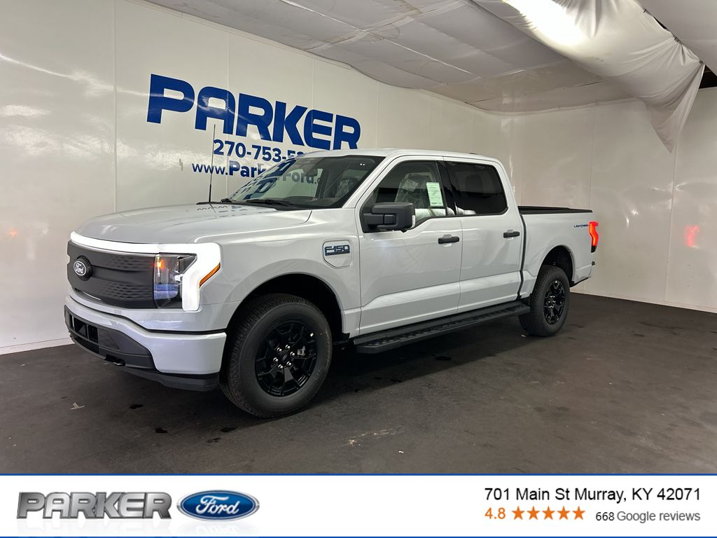 2025 Ford F-150 Lightning XLT's photo
