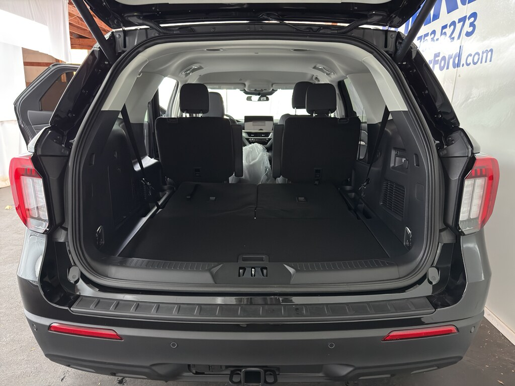 2026 Ford Explorer Active - Photo 9