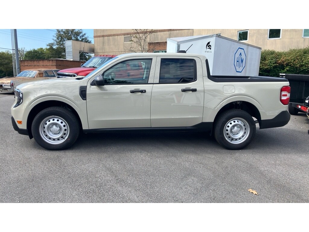2025 Ford Maverick XL photo 3