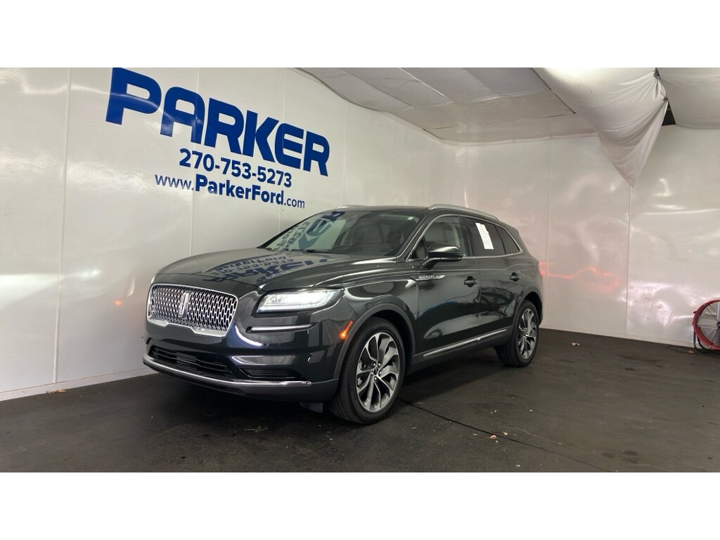 2022 Lincoln Nautilus Reserve photo 4