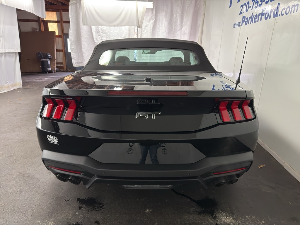 2026 Ford Mustang GT Premium Convertible - Photo 3