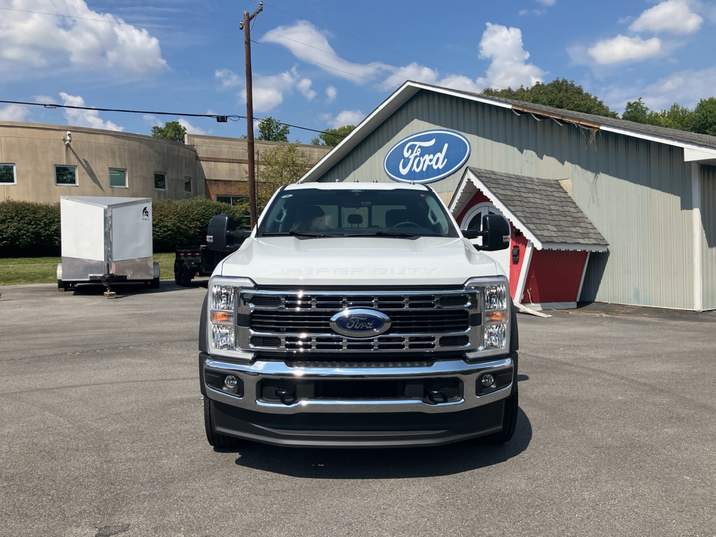 New 2026 Ford F-450 XL Crew Cab