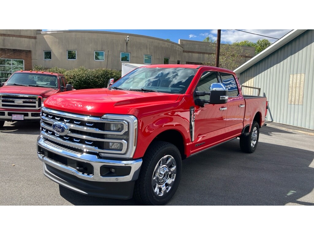 2025 Ford F-350 Lariat photo 3