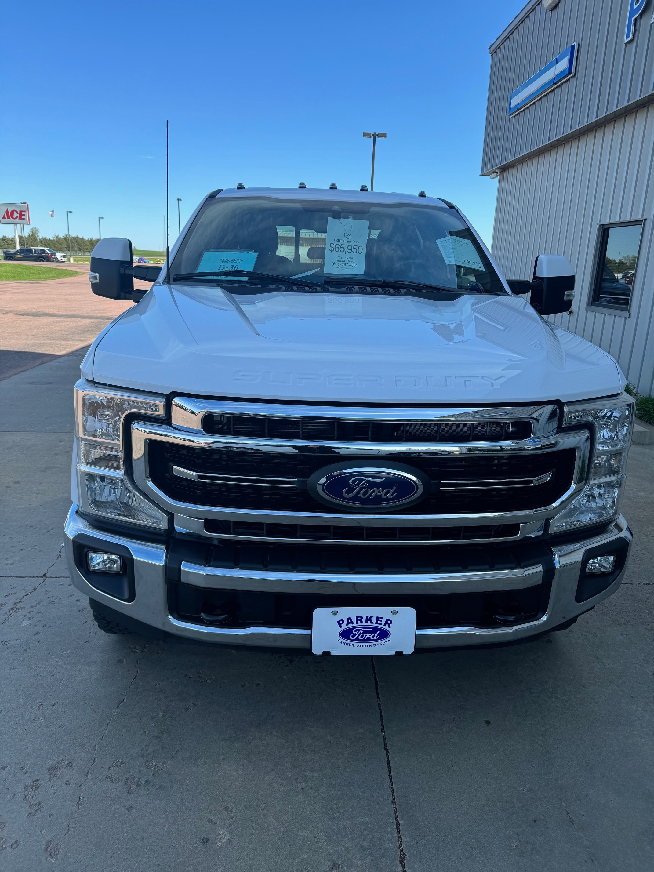 Used 2022 Ford F-350 Super Duty Lariat with VIN 1FT8W3BT3NEE87697 for sale in Parker, SD