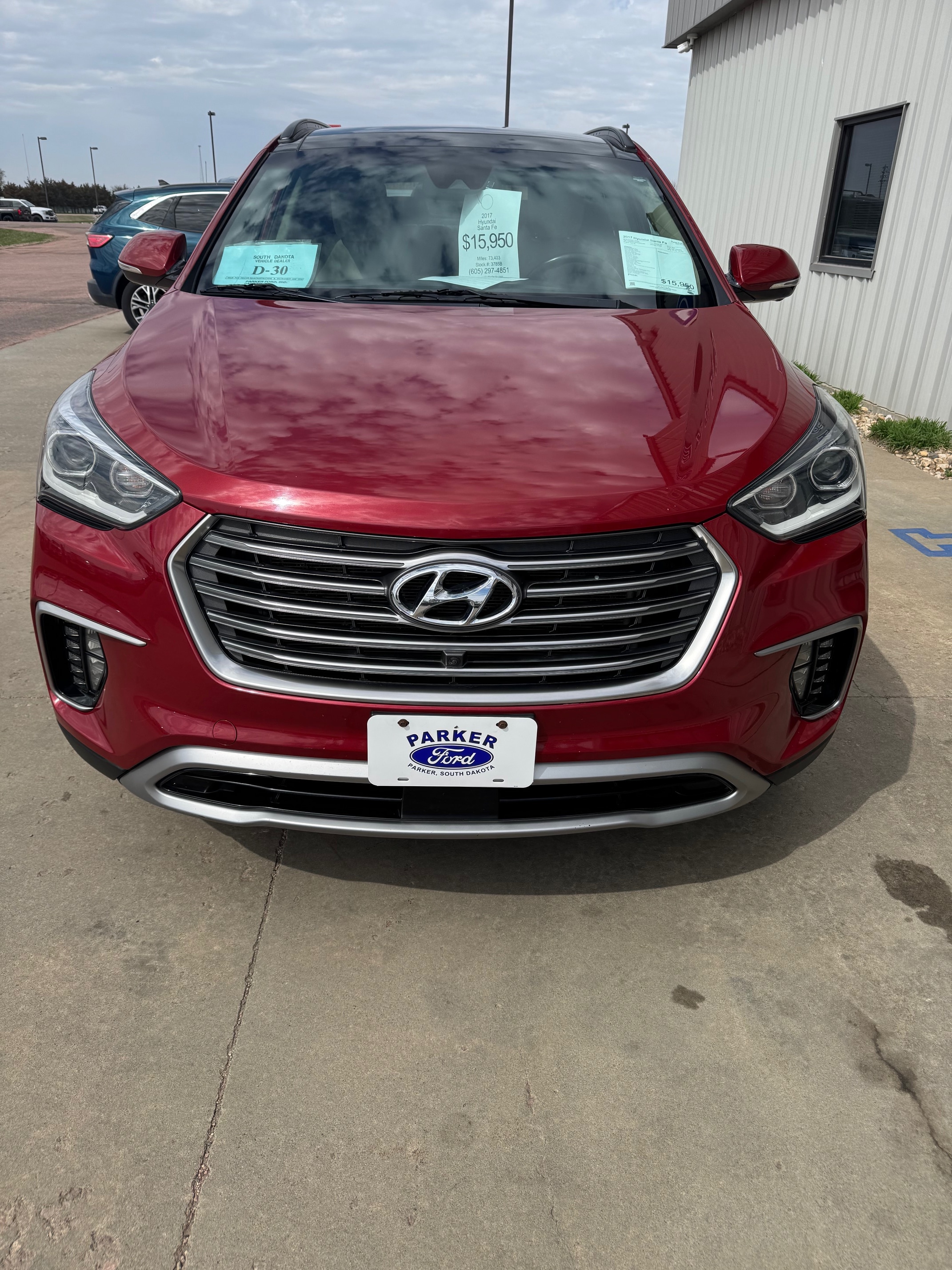 Used 2017 Hyundai Santa Fe Limited Ultimate with VIN KM8SRDHF0HU220480 for sale in Parker, SD