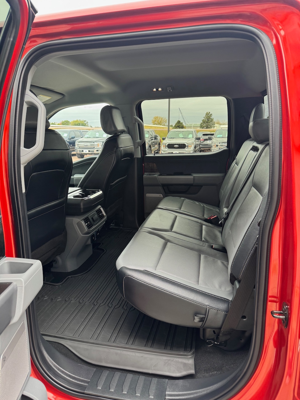 Used 2023 Ford F-150 Lariat Truck SuperCrew Cab