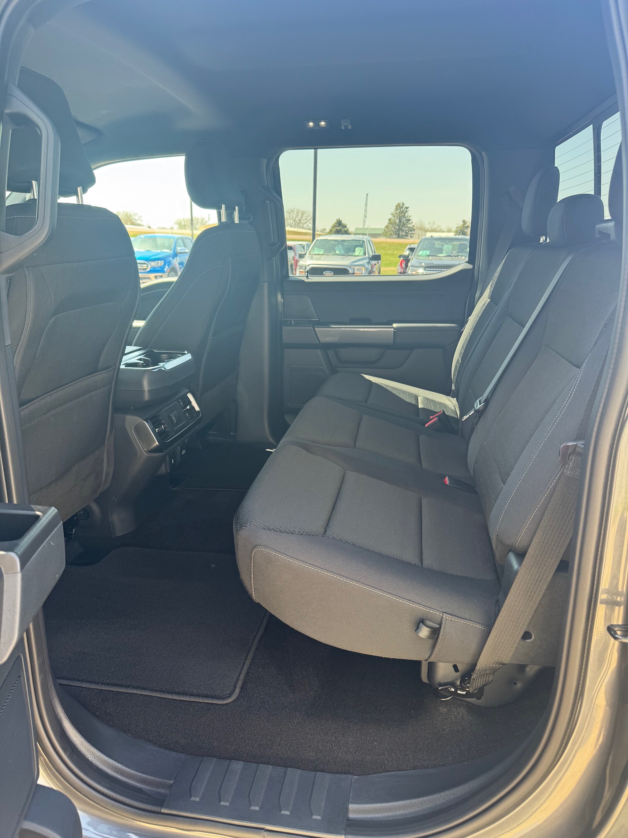2022 Ford F-150 XLT photo 3