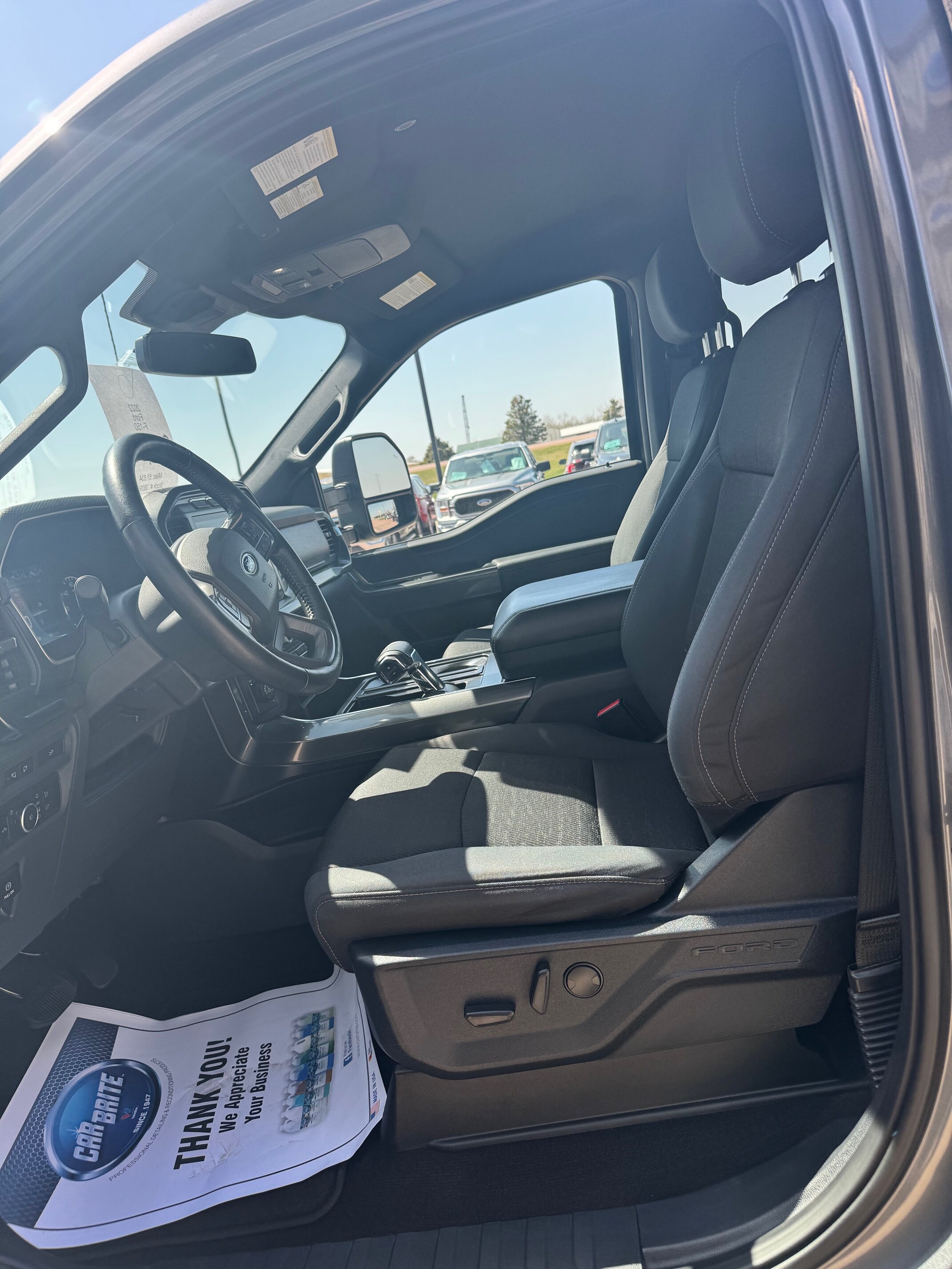 2022 Ford F-150 XLT photo 2