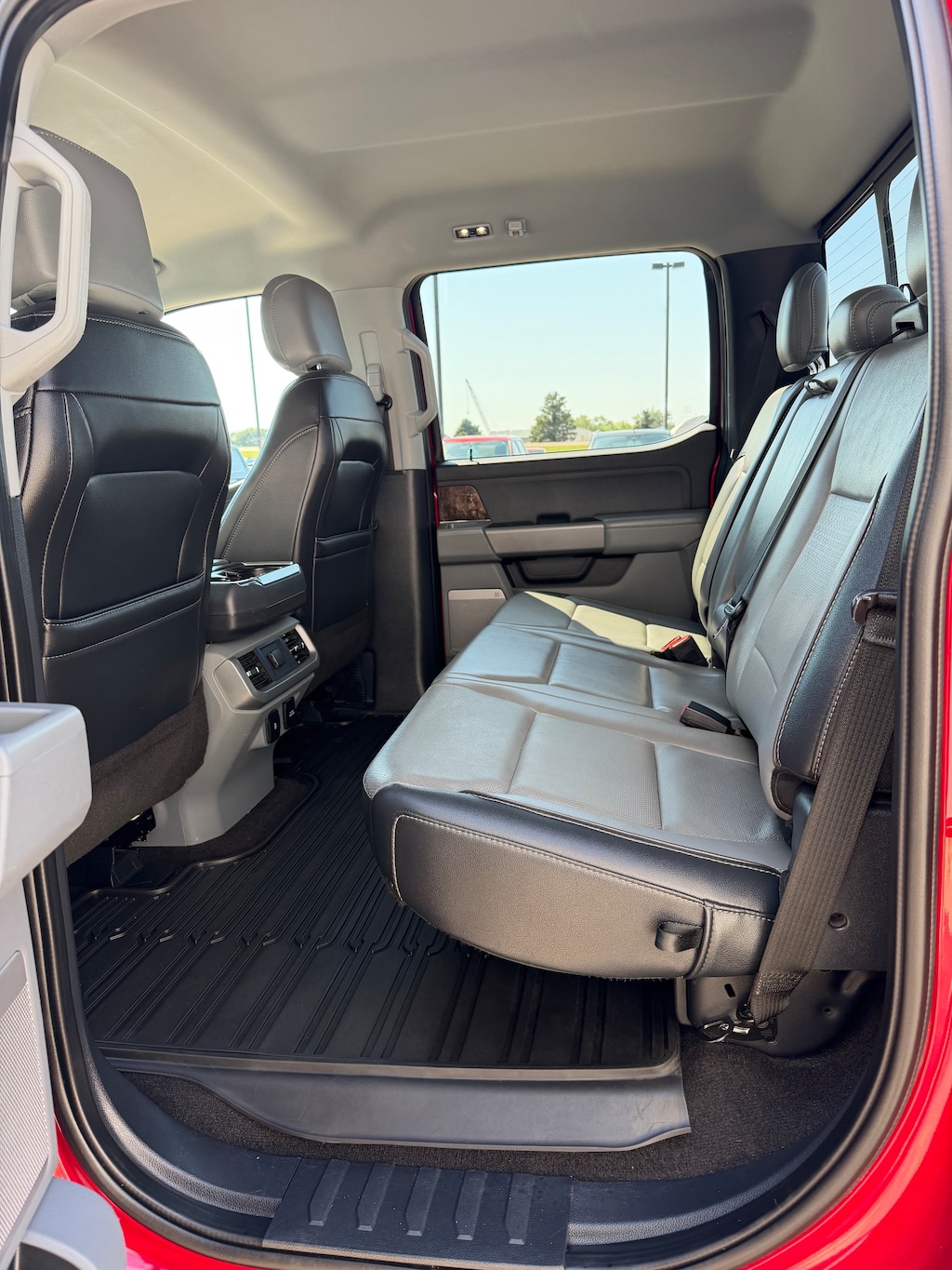 Used 2021 Ford F-150 XLT Truck SuperCrew Cab