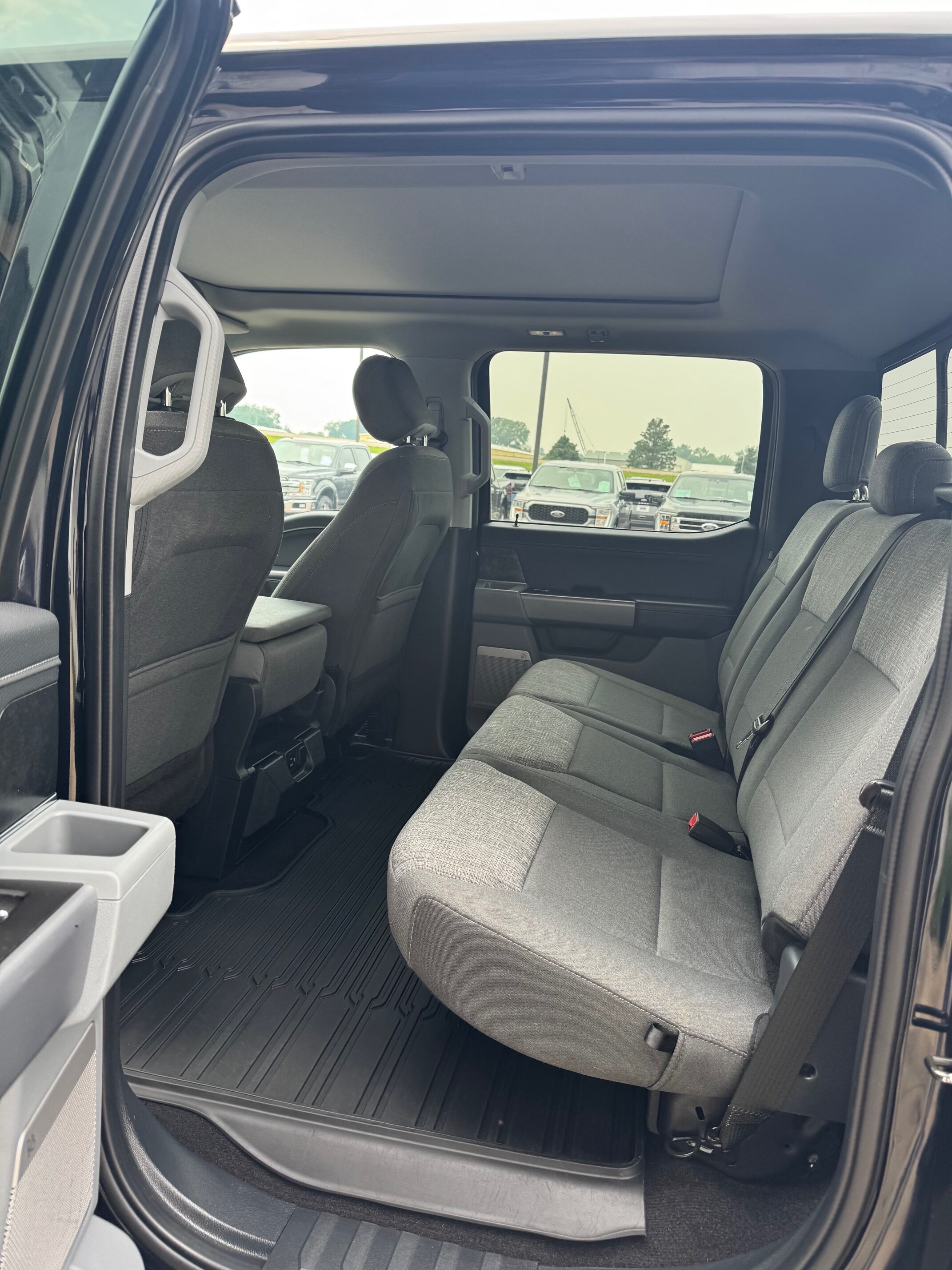 2021 Ford F-150 XLT photo 4