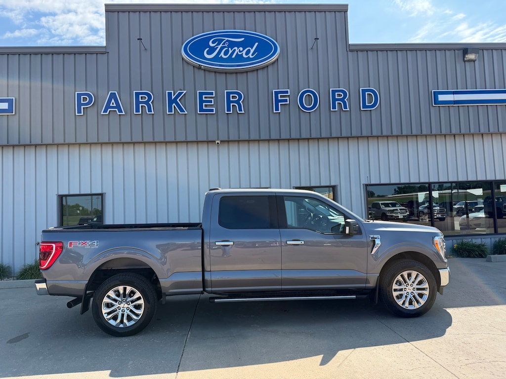 Used 2021 Ford F-150 XLT Truck SuperCrew Cab