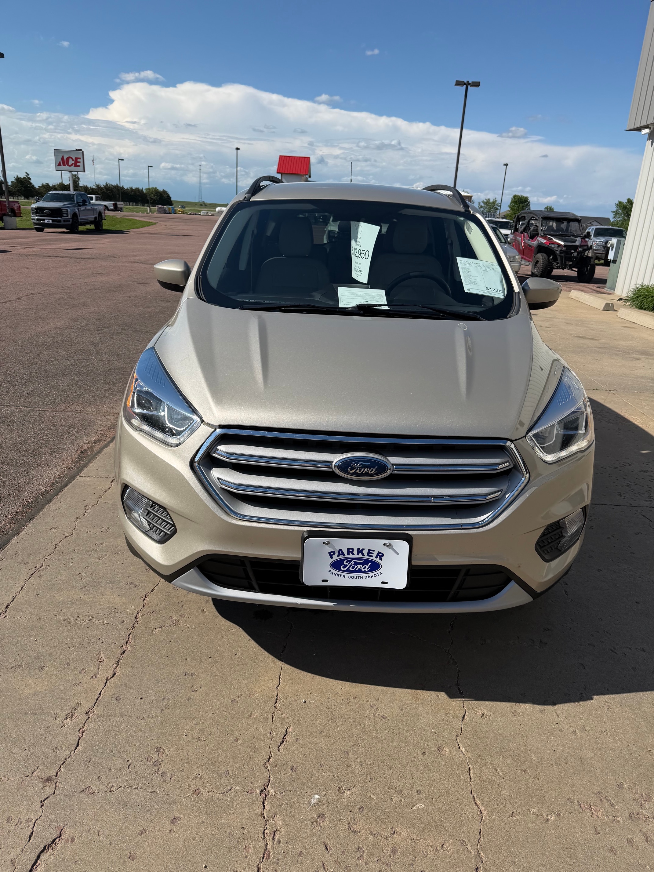 Used 2018 Ford Escape SEL with VIN 1FMCU9HD5JUC19362 for sale in Parker, SD