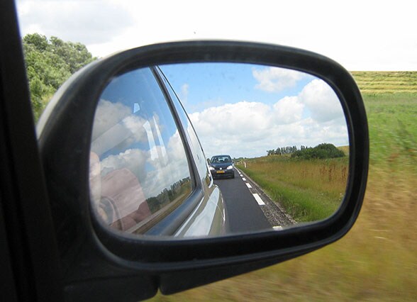 Dont-Be-a-Victim-of-the-Blind-Spot