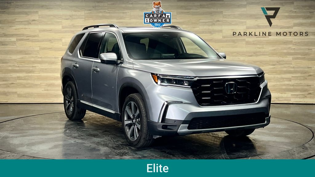 2025 Honda Pilot Elite AWD's photo