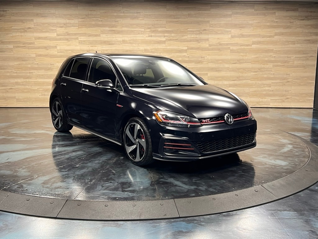 2019 Volkswagen Golf GTI Autobahn's photo