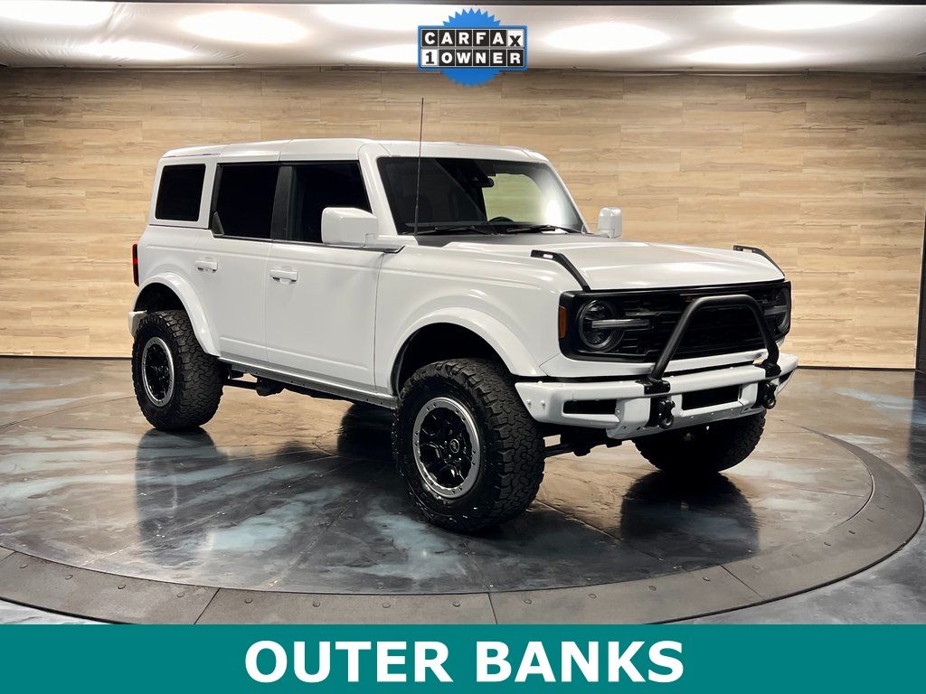 2022 Ford Bronco 4-Door Base