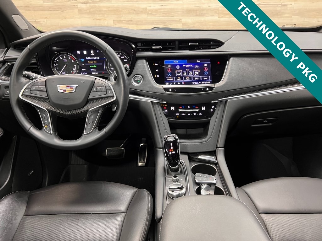 Used 2025 CADILLAC XT5 Sport SUV