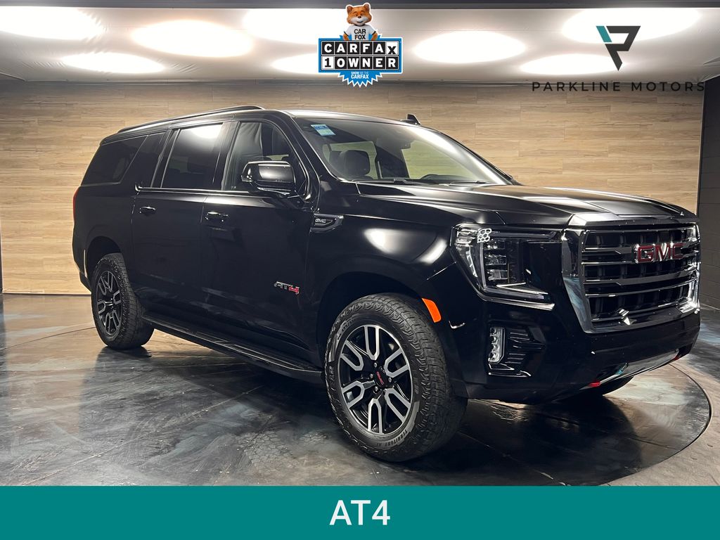 2023 GMC Yukon 4WD AT4's photo