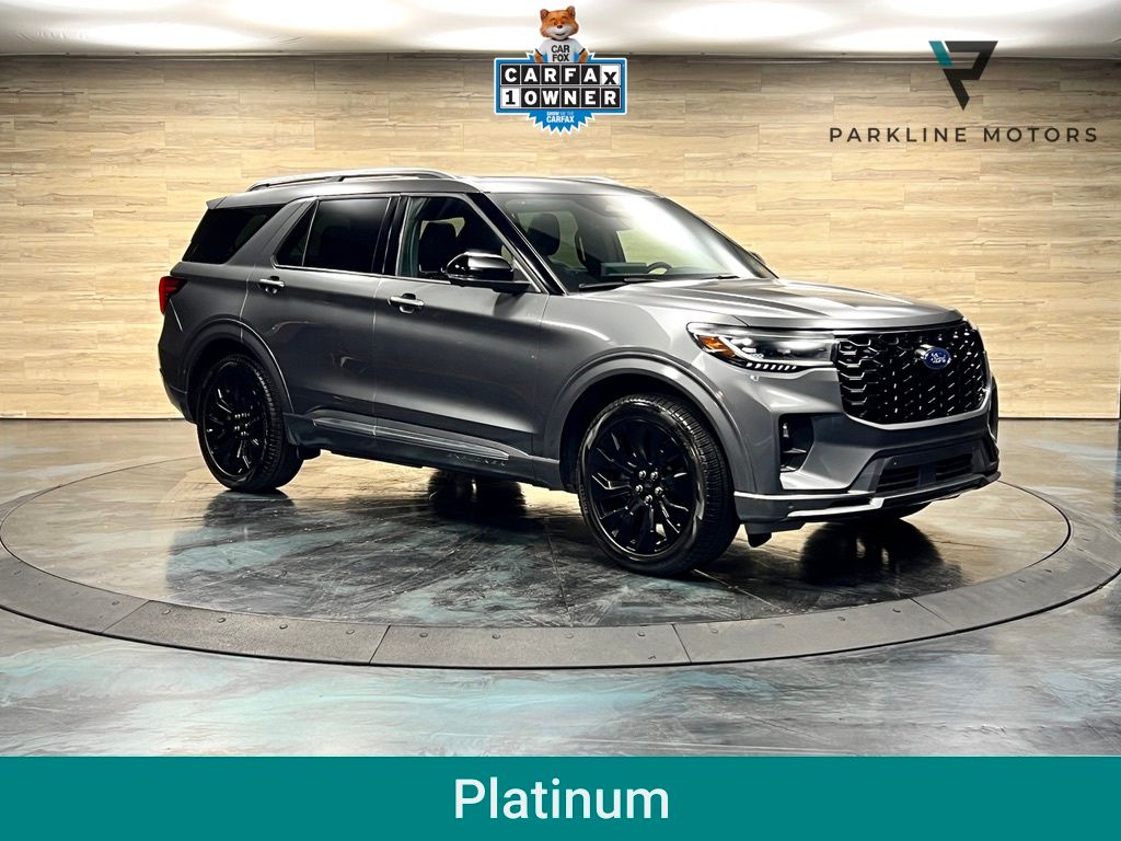 2026 Ford Explorer Platinum 4WD's photo