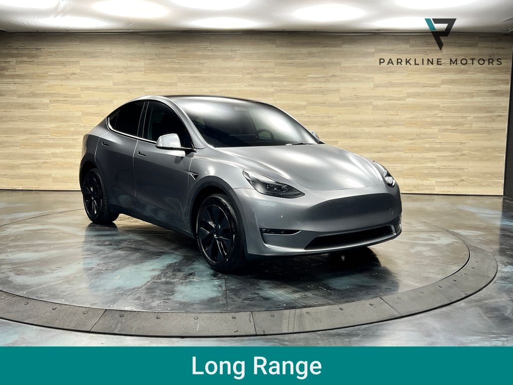 2025 Tesla Model Y Long Range Dual Motor All-Wheel Drive's photo
