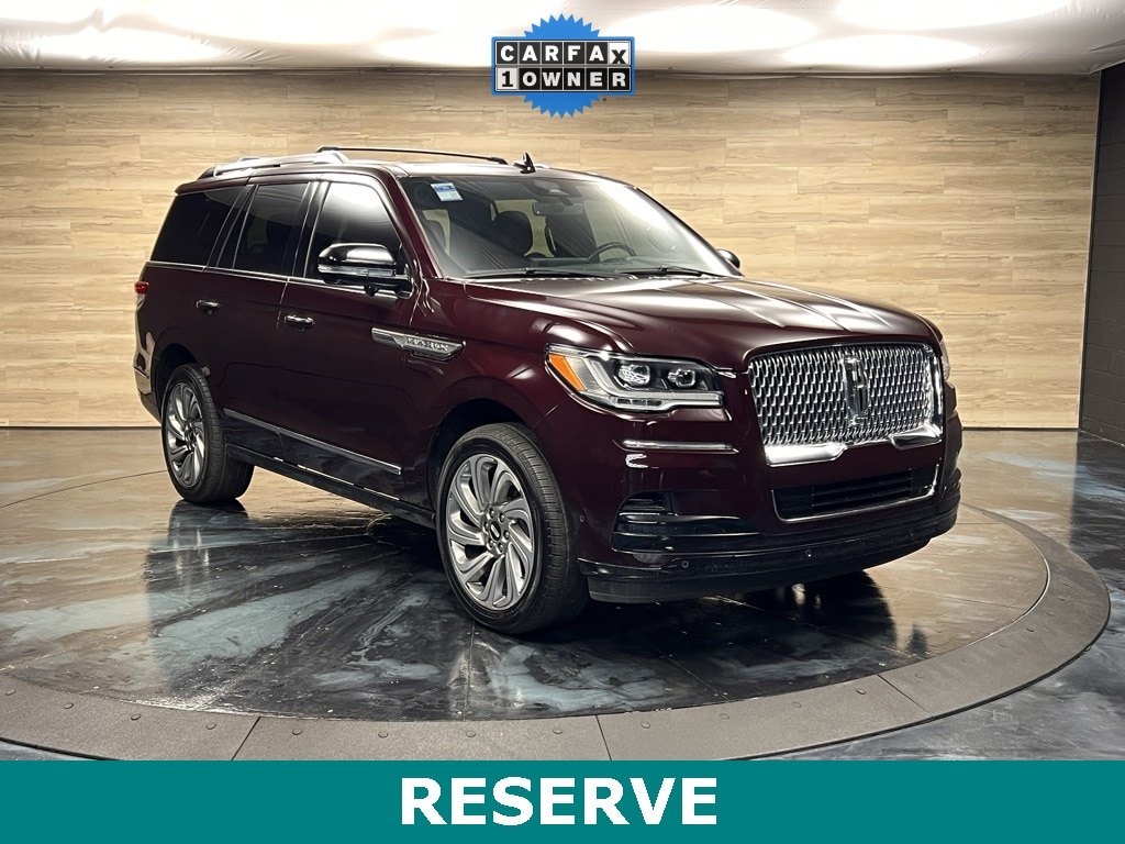 2023 Lincoln Navigator Reserve's photo