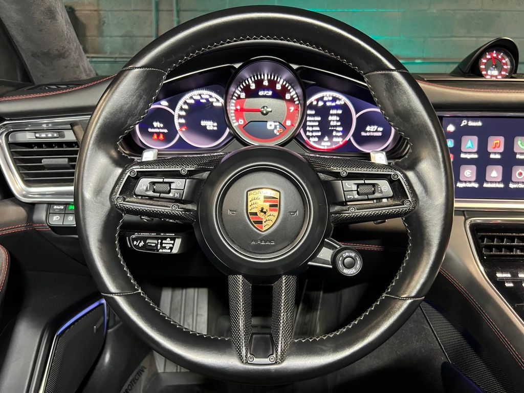 2023 Porsche Panamera GTS - Photo 19