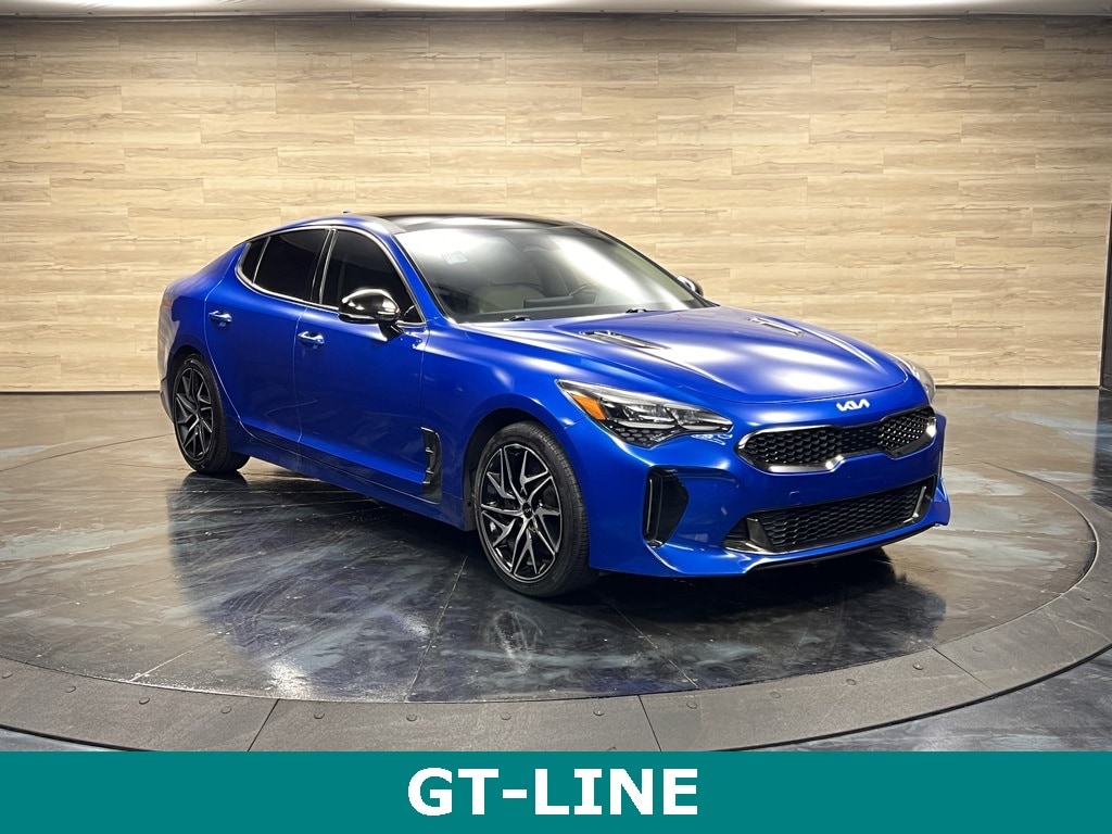 2023 Kia Stinger GT-Line's photo