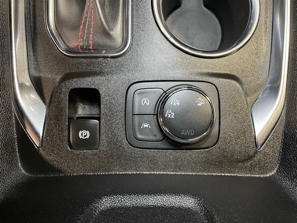 2023 Chevrolet Traverse RS - Photo 22