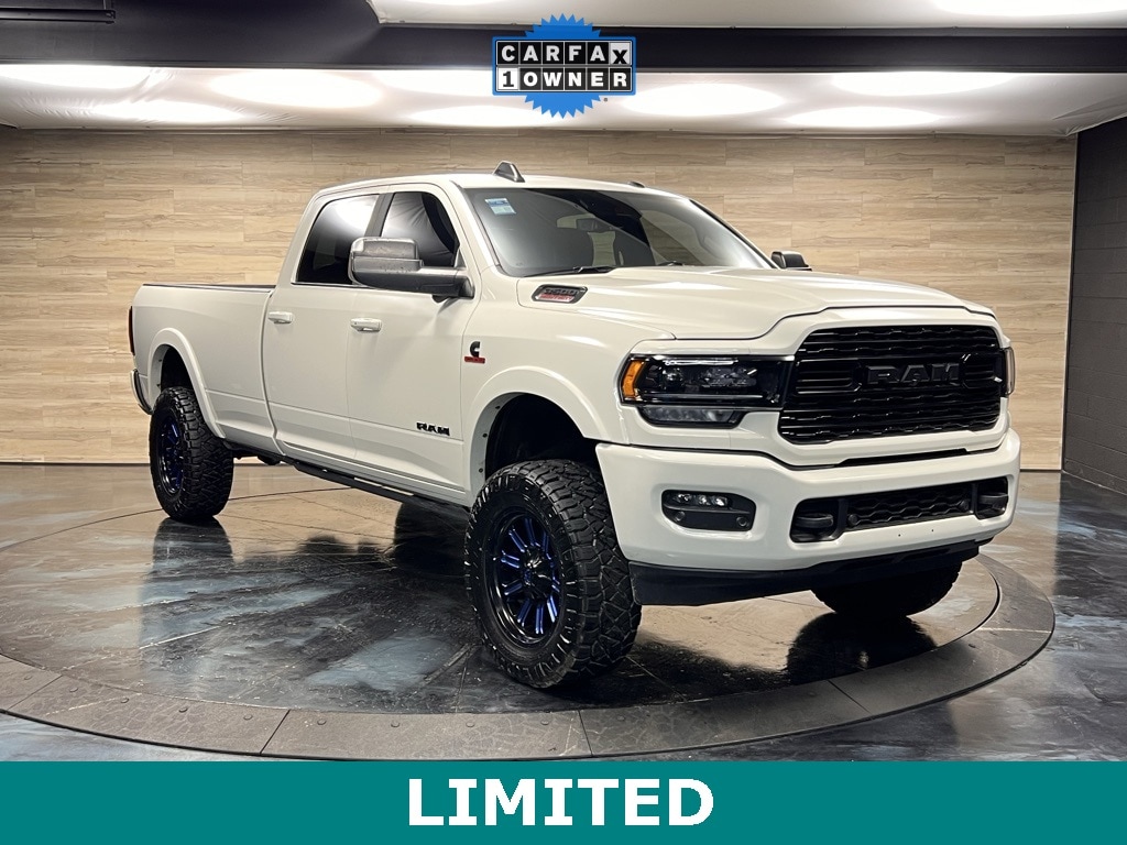 2022 RAM Ram 3500 Pickup Limited's photo