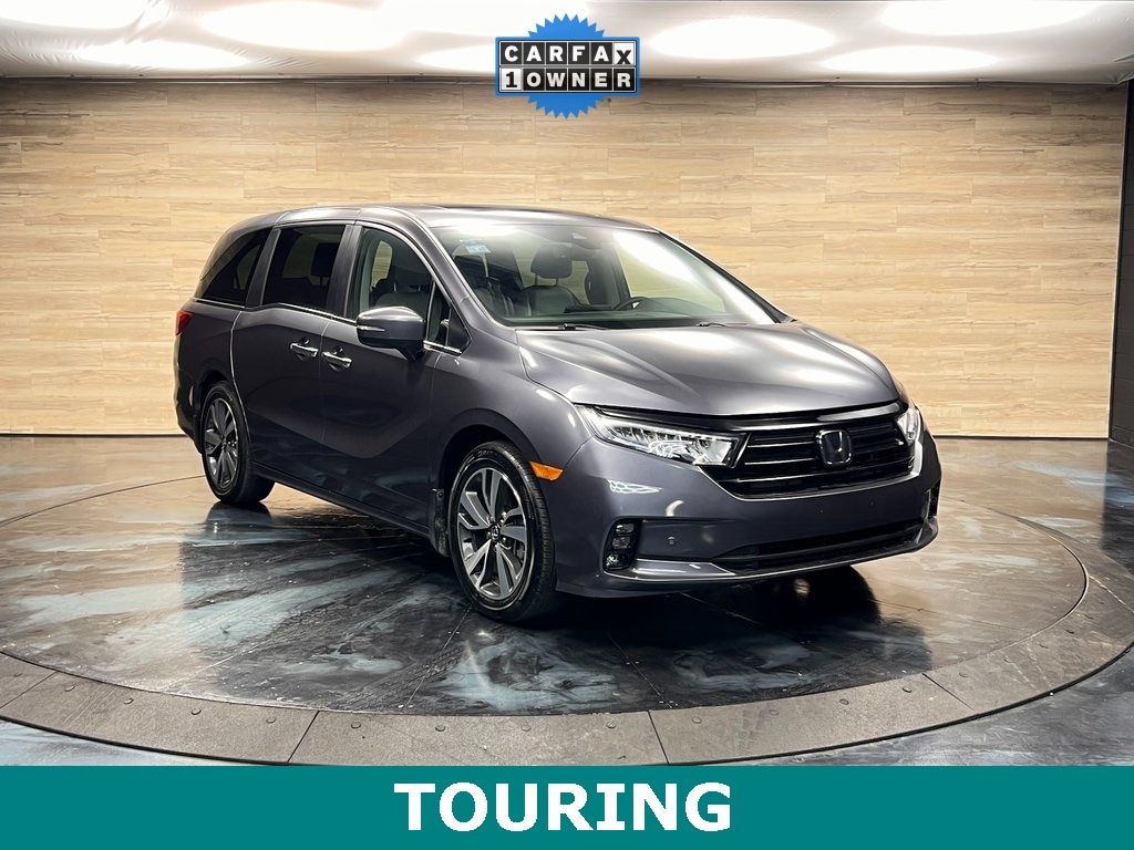 2024 Honda Odyssey Touring's photo