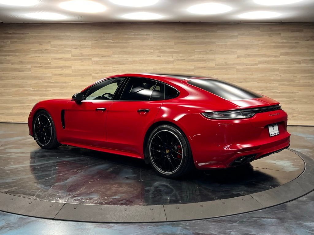 2023 Porsche Panamera GTS - Photo 8