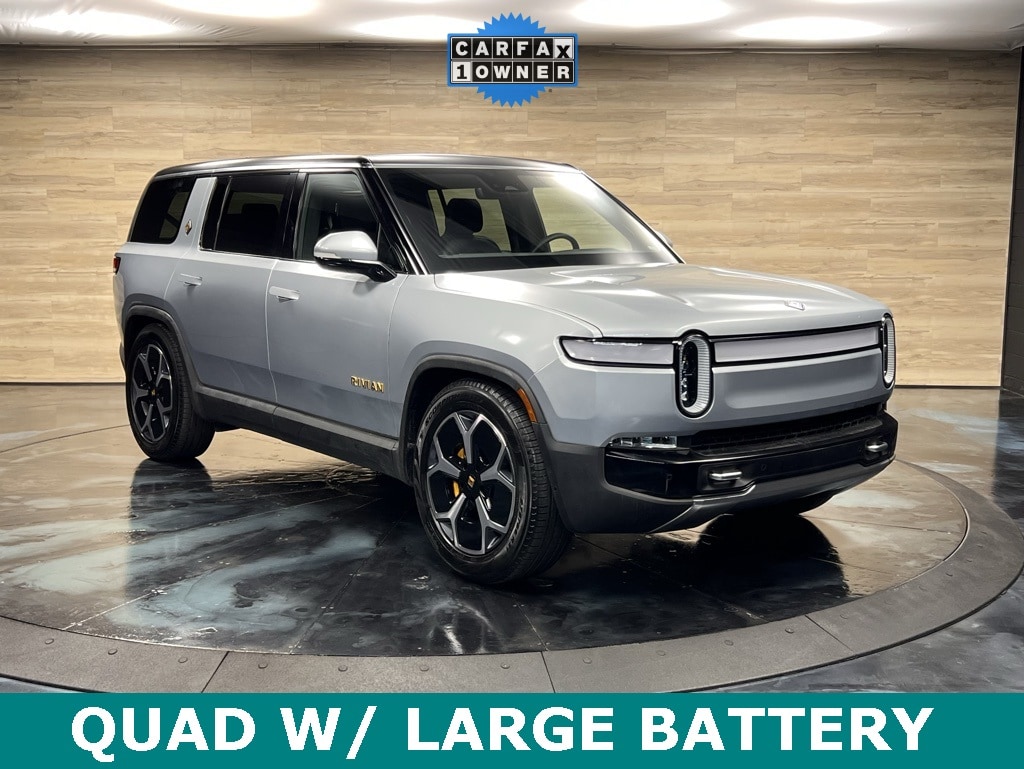 2024 Rivian R1S Adventure's photo