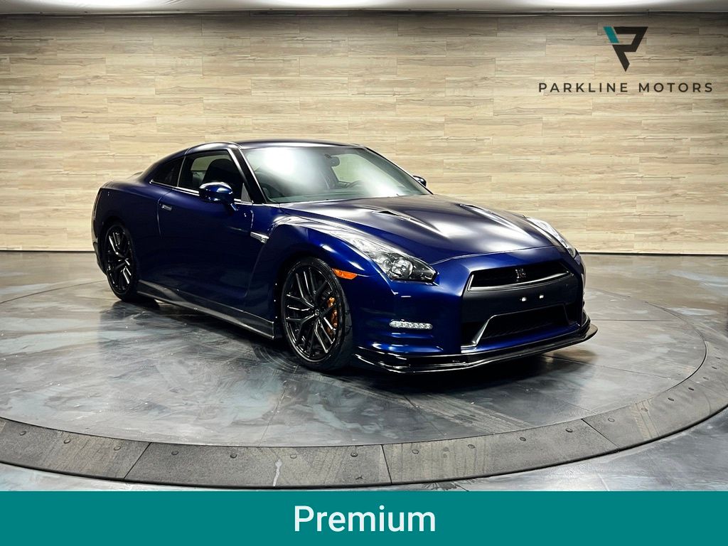 2013 Nissan GT-R GT-R Premium's photo