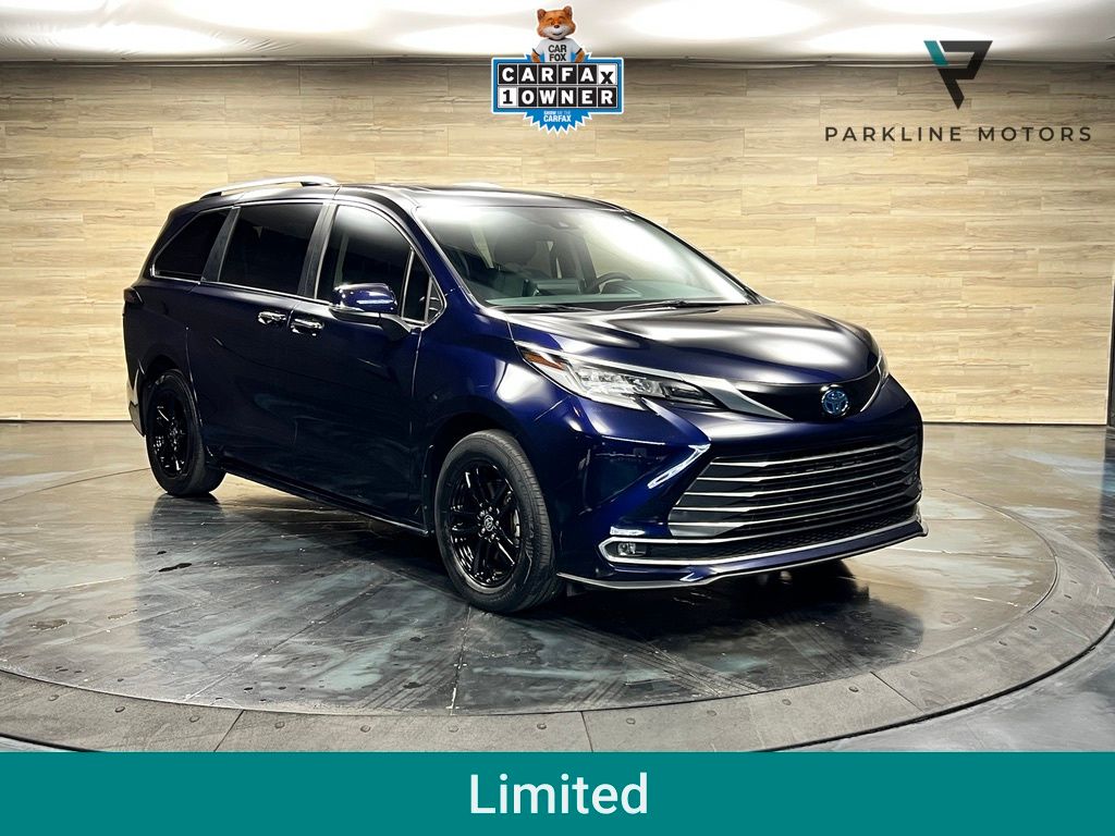 2023 Toyota Sienna