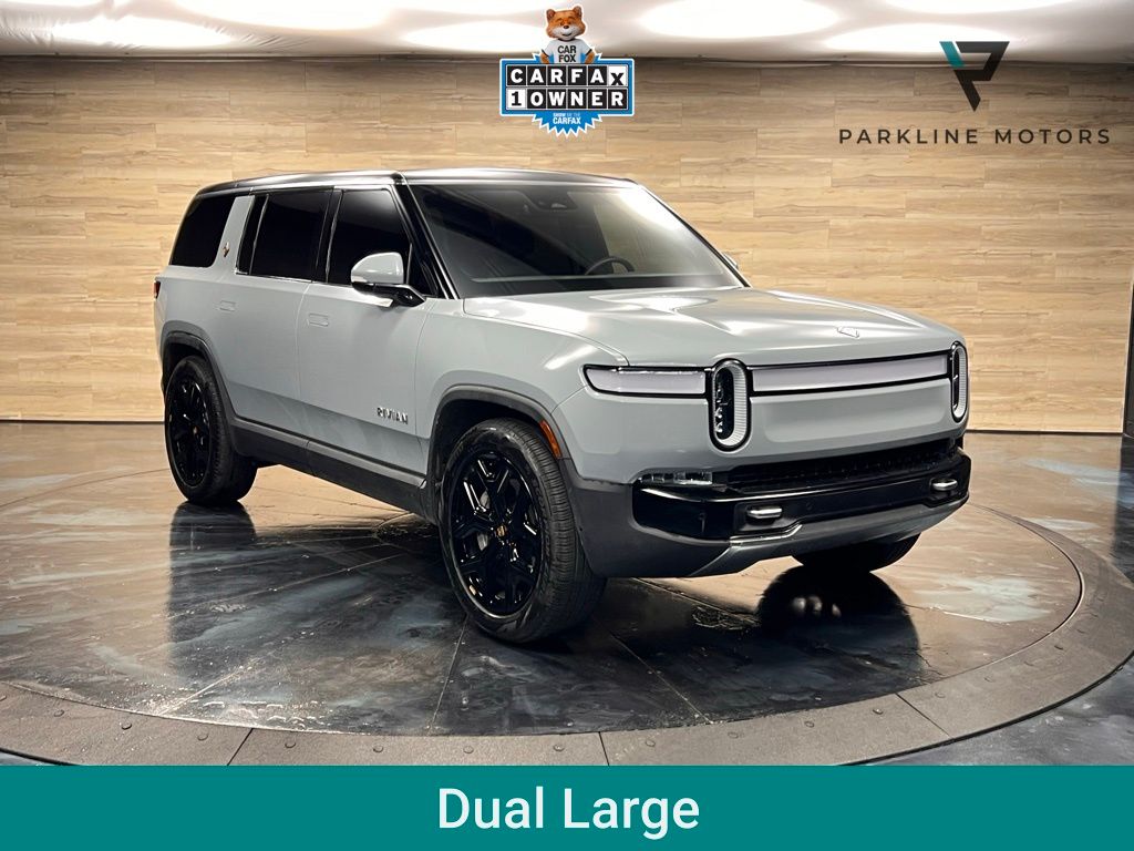 2024 Rivian R1S Adventure