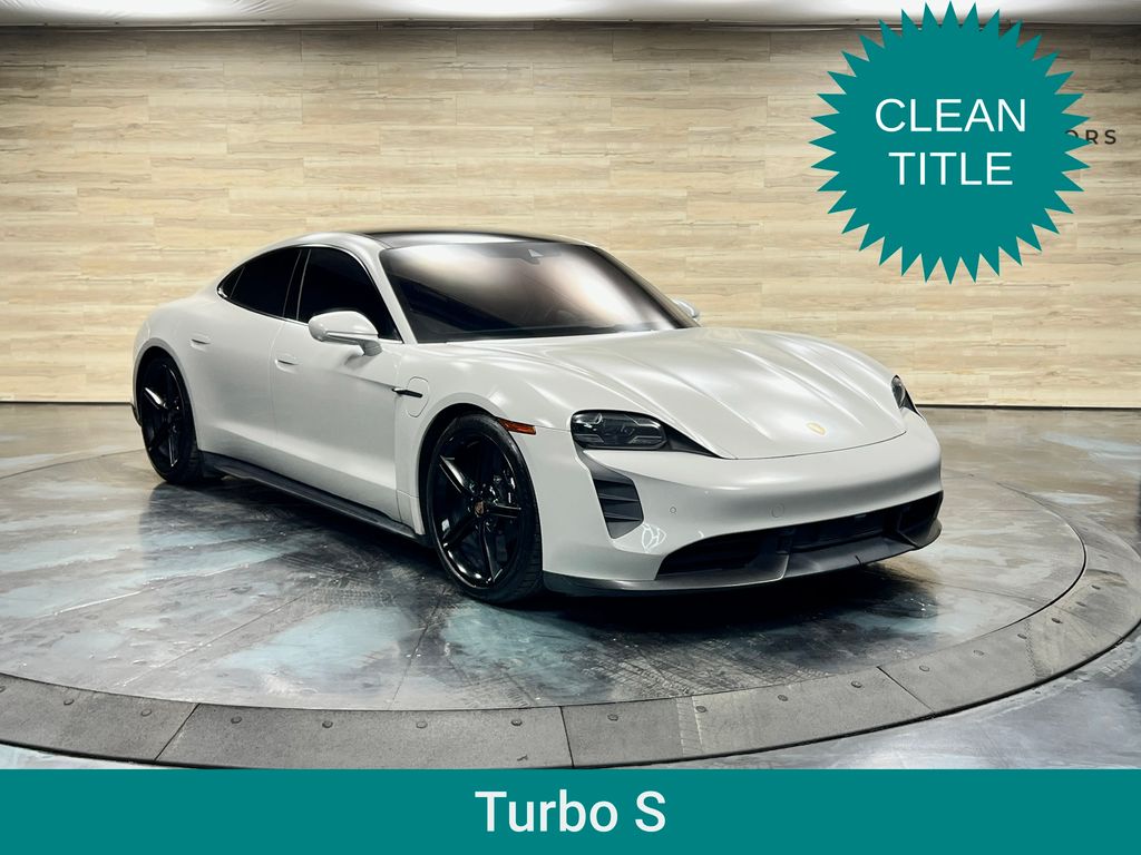 2021 Porsche Taycan Turbo S's photo