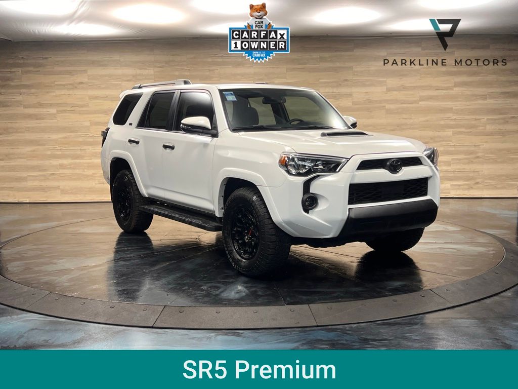 2024 Toyota 4Runner SR5 Premium RWD V6's photo