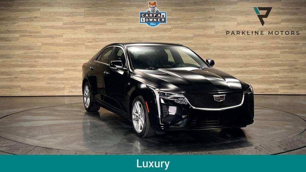2023 Cadillac CT4 Luxury's photo