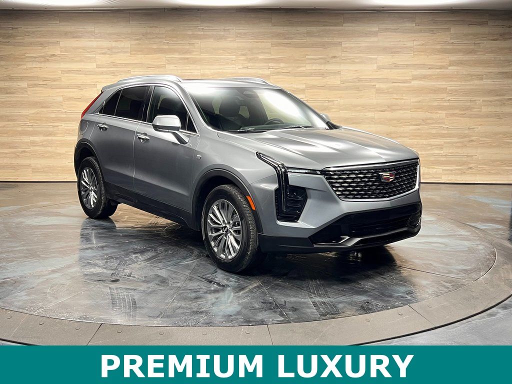 2024 Cadillac XT4 Premium Luxury