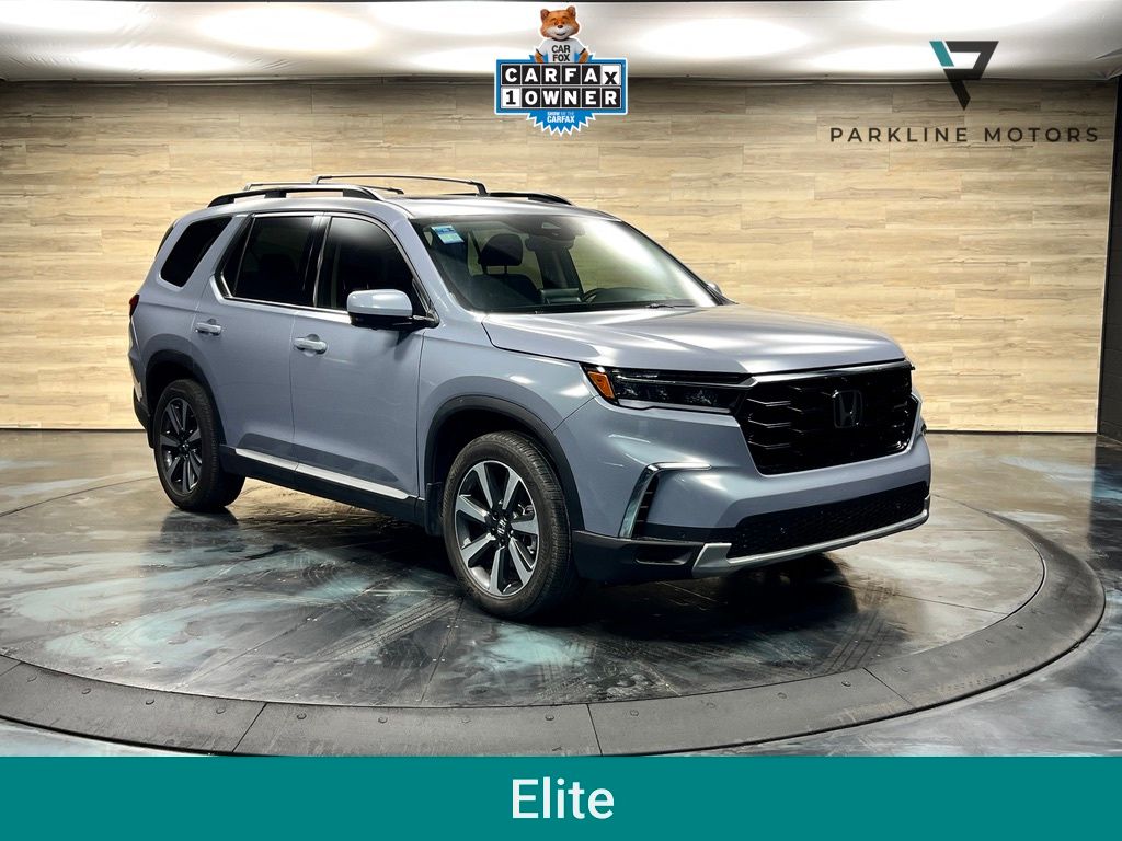 2025 Honda Pilot Elite AWD's photo