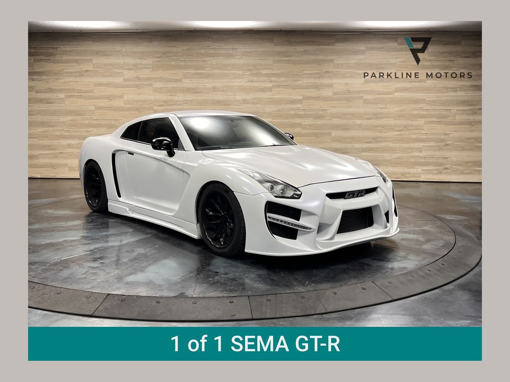 2010 Nissan GT-R GT-R Premium's photo