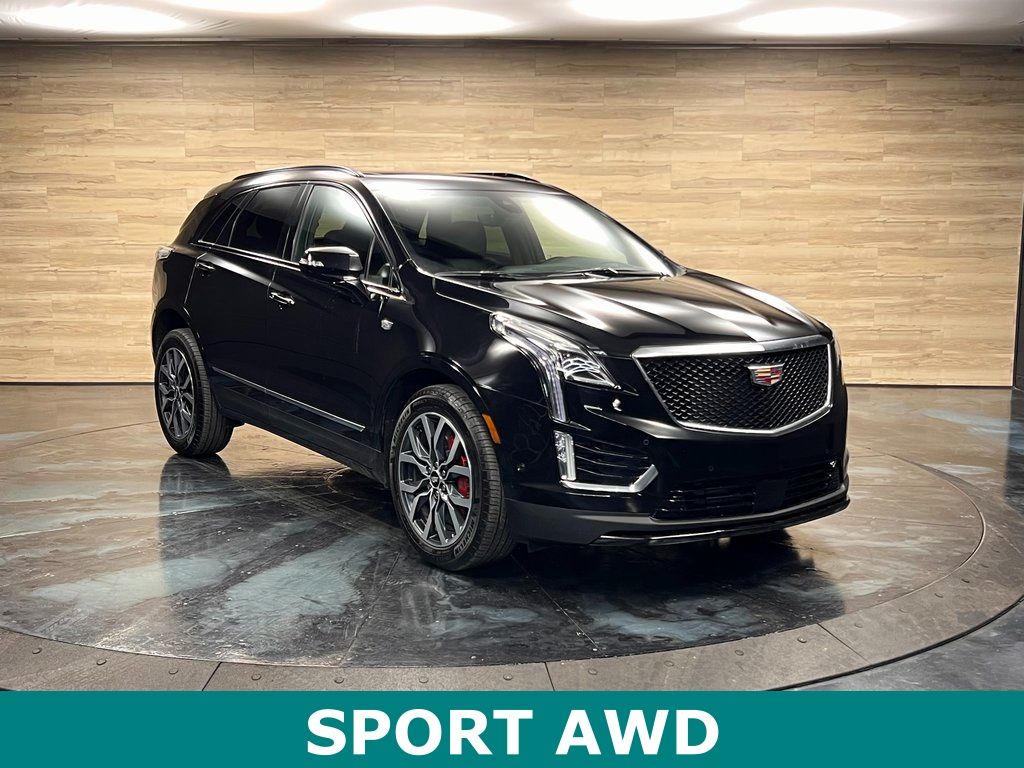 2025 Cadillac XT5 AWD Sport's photo