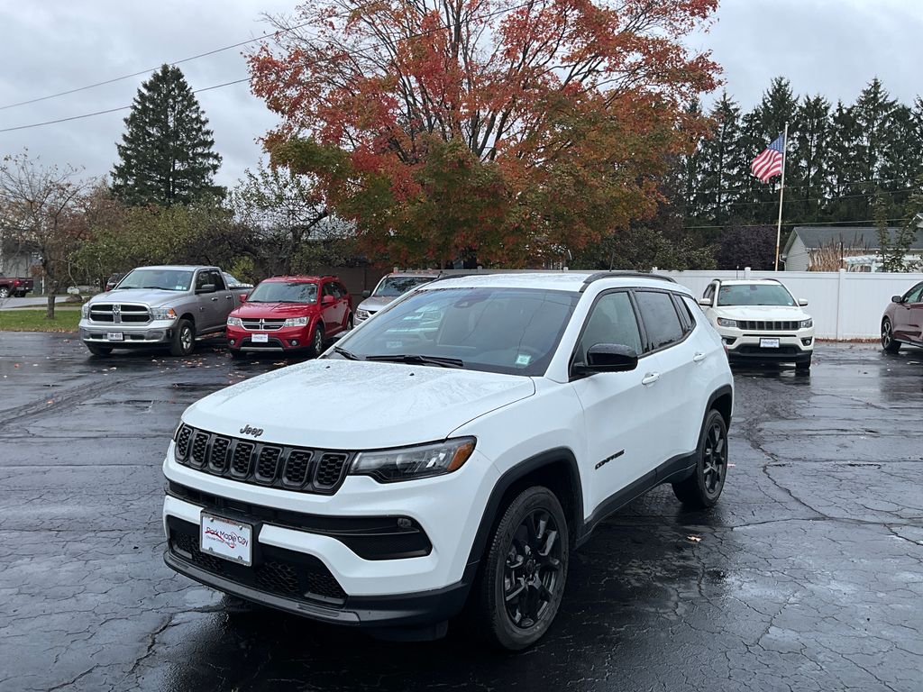 2026 Jeep Compass Altitude Special Edition's photo