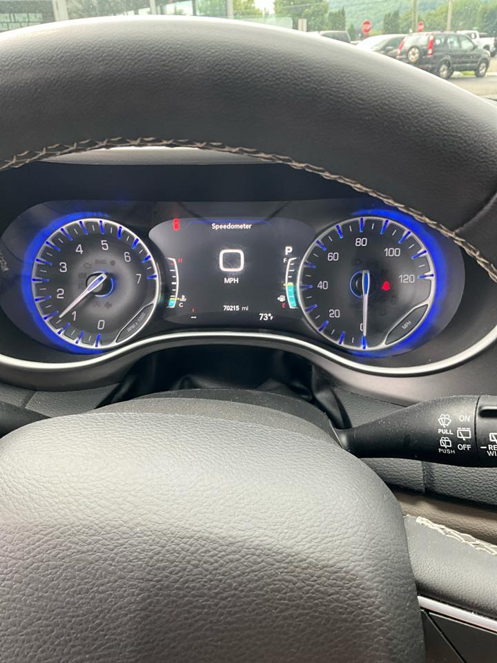 2023 Chrysler Pacifica Touring L - Photo 13